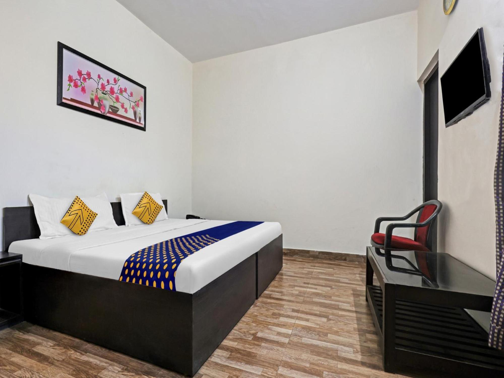 Spot On 81167 Hotel Asdr Rudrapur Exterior photo